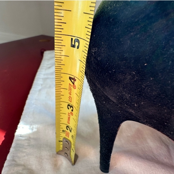 Christian Louboutin Black Suede Pumps in Excellent Condition - Size 37.5 - Picture 7 of 7